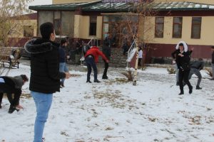 Erzurum beyaza b&uuml;r&uuml;nd&uuml;