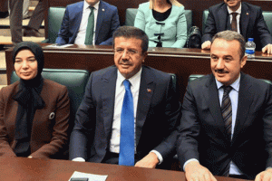 AK Parti'nin İzmir adayı Zeybek&ccedil;i'den a&ccedil;ıklama