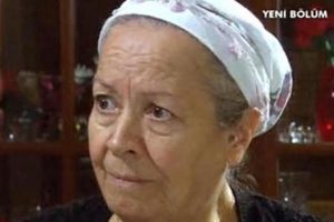 Usta oyuncu Uğur Kıvılcım hayatını kaybetti