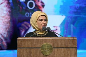 "Teknolojiyi tasarlayan ve &uuml;reten olmak en b&uuml;y&uuml;k hedefimiz"