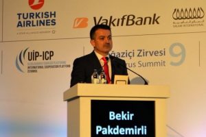 Bakan Pakdemirli "9. Boğazi&ccedil;i Zirvesi"ne katıldı