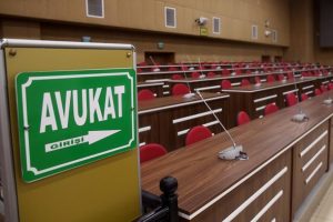 Diyarbakır'daki FET&Ouml; soruşturmasında 9 kişi tutuklandı