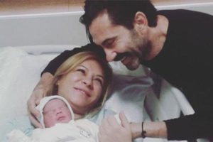 Peker A&ccedil;ıkalın &uuml;&ccedil;&uuml;nc&uuml; kez baba oldu