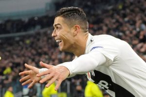 Cristiano Ronaldo bir ilki daha başardı!