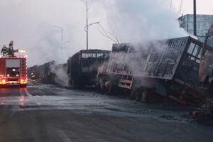 Kimya fabrikası yakınlarında patlama! &Ccedil;ok sayıda &ouml;l&uuml; ve yaralılar var
