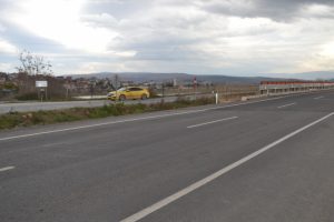 Bursa'da duble yol var ama mahalleye giriş yok