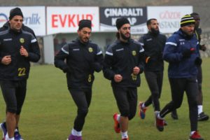 Malatyaspor'da Akhisarspor mesaisi s&uuml;r&uuml;yor