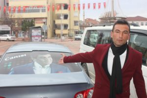 Hayranı olduğu İbrahin Erkal i&ccedil;in &ccedil;eşme yaptıracak