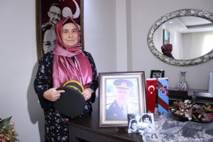 "Ter&ouml;ristin &ouml;l&uuml;m&uuml; bizim bayramımız"