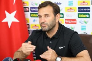 Okan Buruk: "G&uuml;ndem oluşturmak i&ccedil;in b&uuml;y&uuml;k takım olmanız gerekiyor"