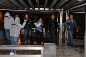 16 yaşındaki anne: "Satılık bebek var..."