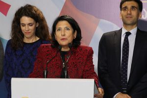 G&uuml;rcistan'ın ilk kadın cumhurbaşkanı Zurabişvili