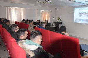 M&uuml;ze M&uuml;d&uuml;rl&uuml;ğ&uuml;'nden jandarmaya seminer