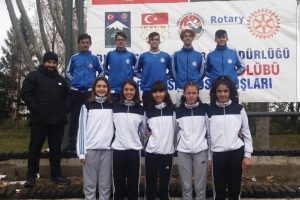 Bursalı atletlerin şampiyonluk coşkusu