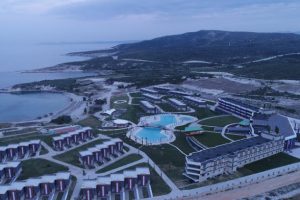 Mehmet Ali Yılmaz, Ala&ccedil;atı'daki otelini 200 milyon Euro'ya satıyor