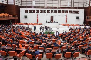 Acun Ilıcalı-Şeyma Subaşı boşanması Meclis'e taşındı