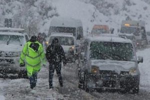 Bolu Dağı'nda kar yağışı başladı