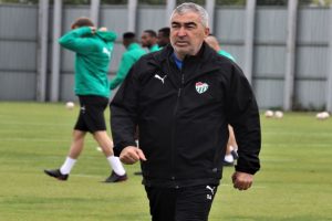 Bursaspor Teknik Direkt&ouml;r&uuml; Aybaba'dan transfer a&ccedil;ıklaması
