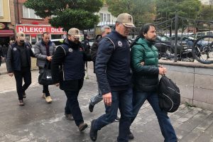 FET&Ouml;'n&uuml;n askeri yapılanmasına operasyon