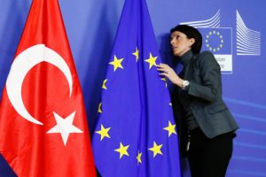 AB'ye vizesiz girişte &ouml;nemli adım atıldı!