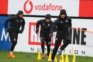 Beşiktaş'ta derbi hazırlıkları başladı