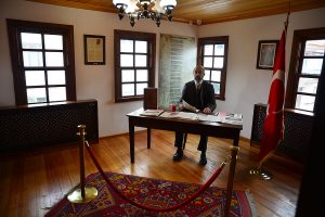 Mehmet Akif'in hayatı belgesel oluyor