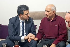 Bursa Milletvekili Esgin'den şehit evine taziye ziyareti