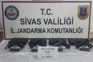Jandarma ka&ccedil;ak&ccedil;ılığa ge&ccedil;it vermedi
