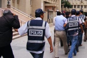Bursa dahil 7 ilde FET&Ouml; operasyonu: 10 g&ouml;zaltı