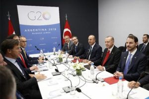 Erdoğan, Hollanda Başbakanı ile g&ouml;r&uuml;şt&uuml;