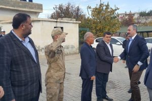 Bakan G&uuml;l'den taziye ziyareti