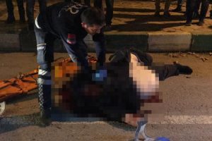 Bursa'da metrelerce sürüklenen motosikletli hayatını kaybetti