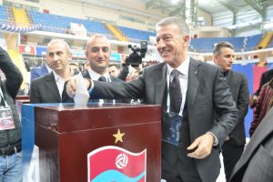 "İnşallah Türk futbolunun kaderini değiştiren kulüp oluruz"