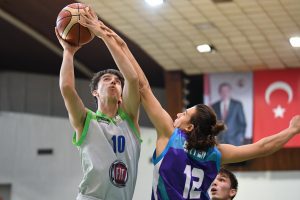 TOFAŞ Basketbol Genç Takımı farklı kazandı