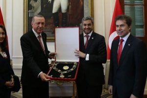 Erdoğan'a Devlet Nişanı verildi