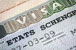 Bir yıllık pasaport+Schengen ücretine 130 TL zam geldi!