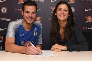 Chelsea, Azpilicueta'nın sözleşmesini yeniledi