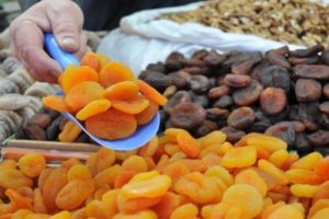 Meyve ve sebzeler "termal su" ile kurutuluyor