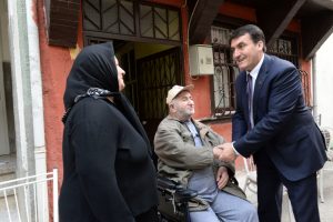 Bursa'da "Belediyem benimle" g&ouml;n&uuml;lleri fethediyor