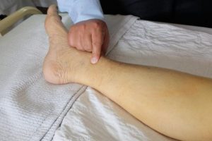 Ayakkabınız ve y&uuml;z&uuml;ğ&uuml;n&uuml;z dar mı geliyor? İşte sebebi...