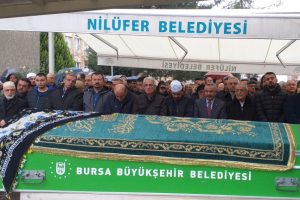Şair Cengiz Numanoğlu'nun eşi Bursa'da son yolculuğuna uğurlandı