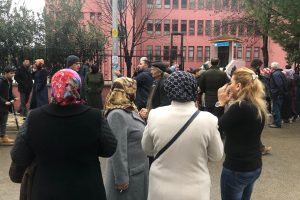 Bursa'da ilkokulda yangın paniği