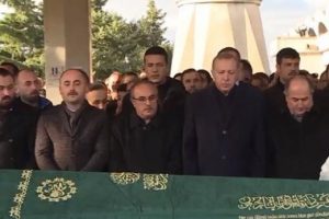 Erdoğan Turgut'un cenaze törenine katıldı