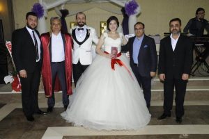 Gen&ccedil; &ouml;ğretmen obeziteyi yenip bebek hayaline kavuştu
