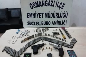 Bursa'da silah imalatçısı olduğu öne sürülen 2 kişi yakalandı
