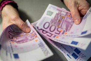 Euro'nun 500'lük banknotu tedavülden kaldırılıyor