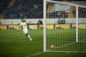 Fenerbah&ccedil;e yerle bir oldu