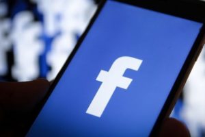 Facebook cinsel paylaşımları yasakladı!