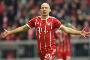 Robben 'ikna' edici transfer tekliflerine a&ccedil;ık