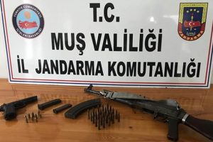 Hepsi evinden &ccedil;ıktı! &Ccedil;ok sayıda...